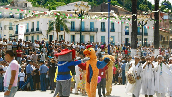 festival delle fragole dell'algeria