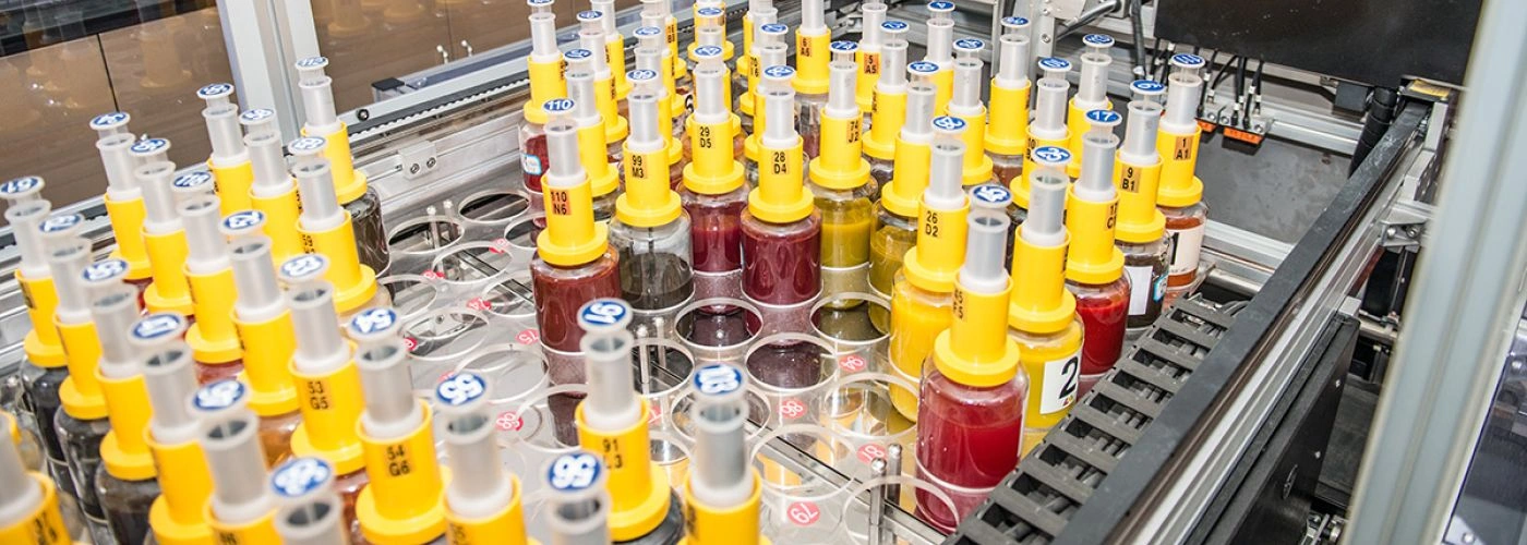 What factors are considered when selecting thread?